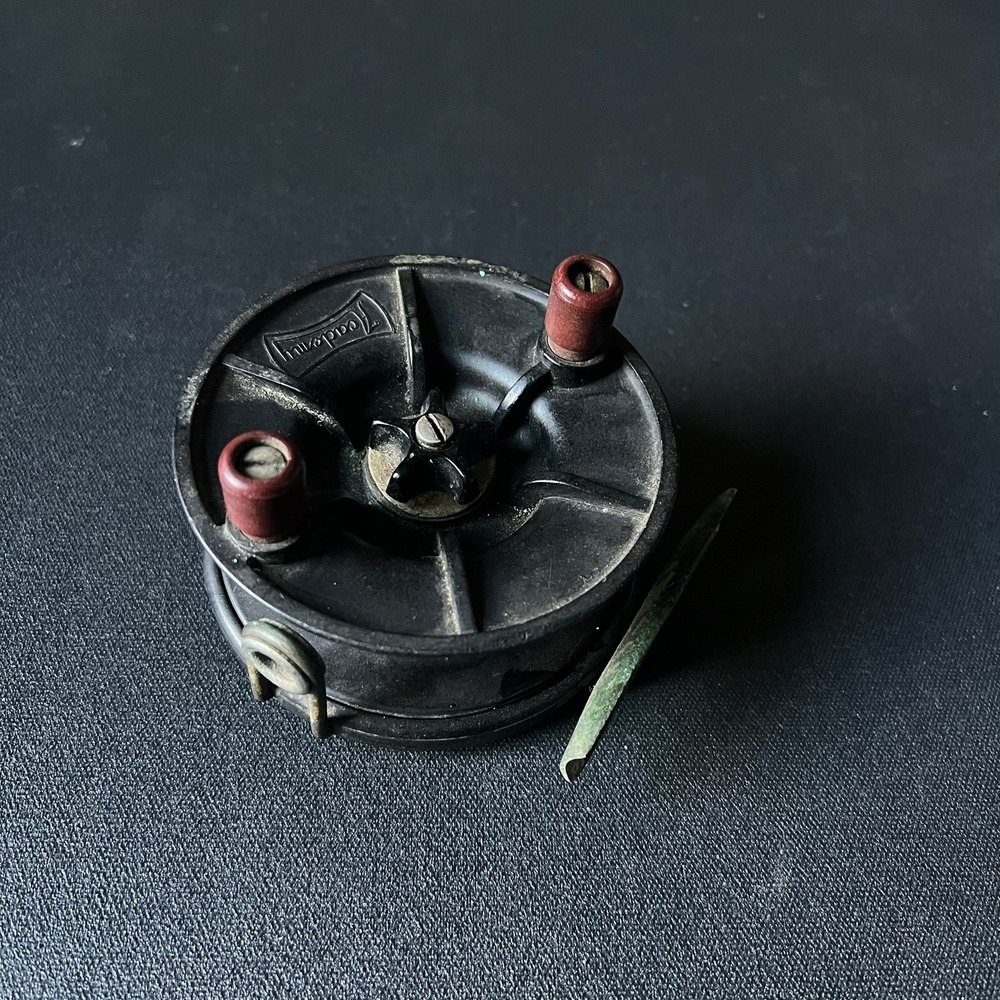 Vtg Academy Plastics Bakelite Centerpin Fishing Reel Black Red Knobs Side Cast